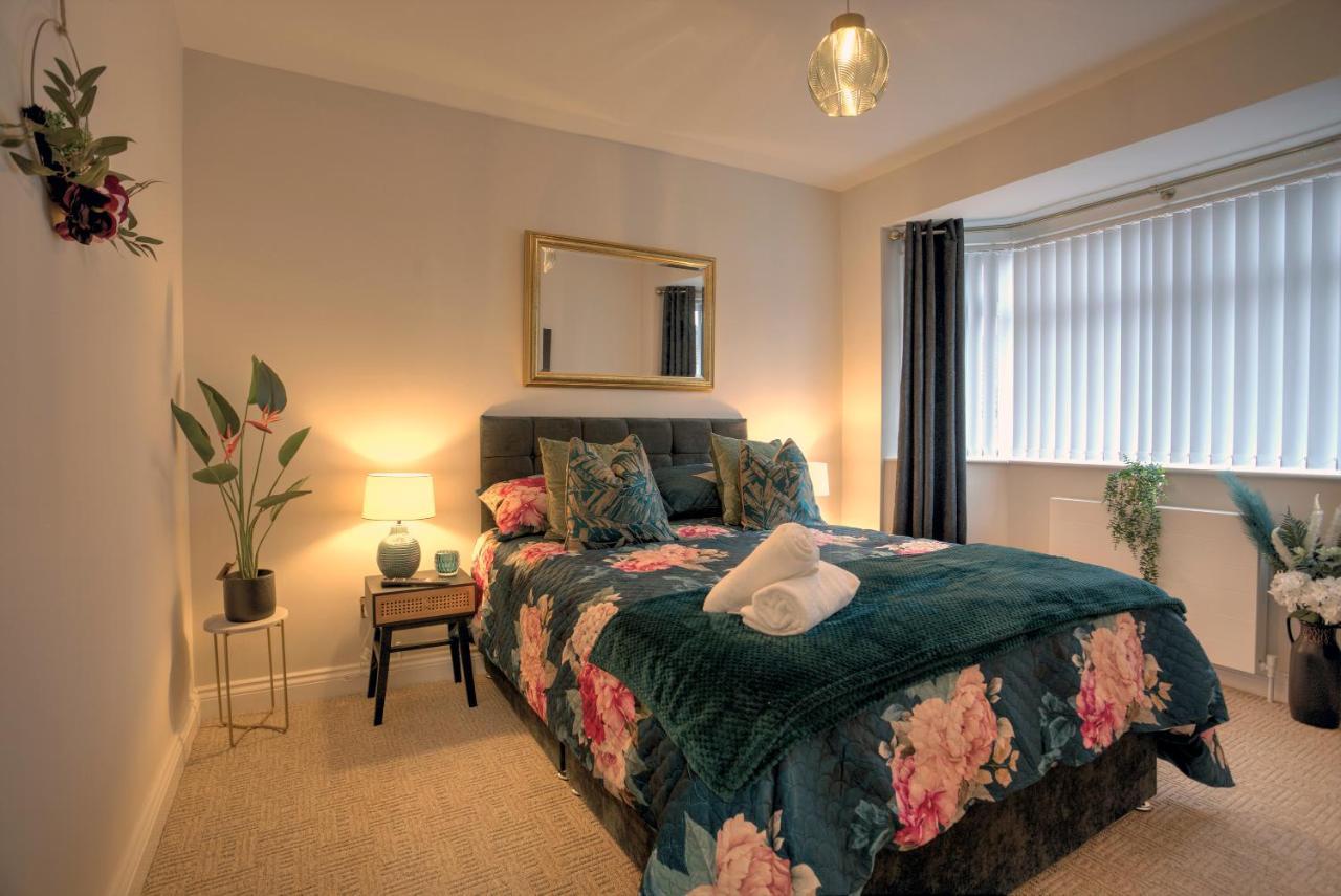 The Belfast Boutique Central Cozy Sleeps7 (Adults Only) מראה חיצוני תמונה
