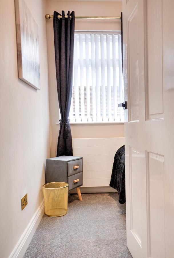 The Belfast Boutique Central Cozy Sleeps7 (Adults Only) מראה חיצוני תמונה