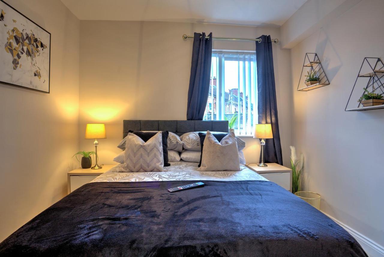 The Belfast Boutique Central Cozy Sleeps7 (Adults Only) מראה חיצוני תמונה