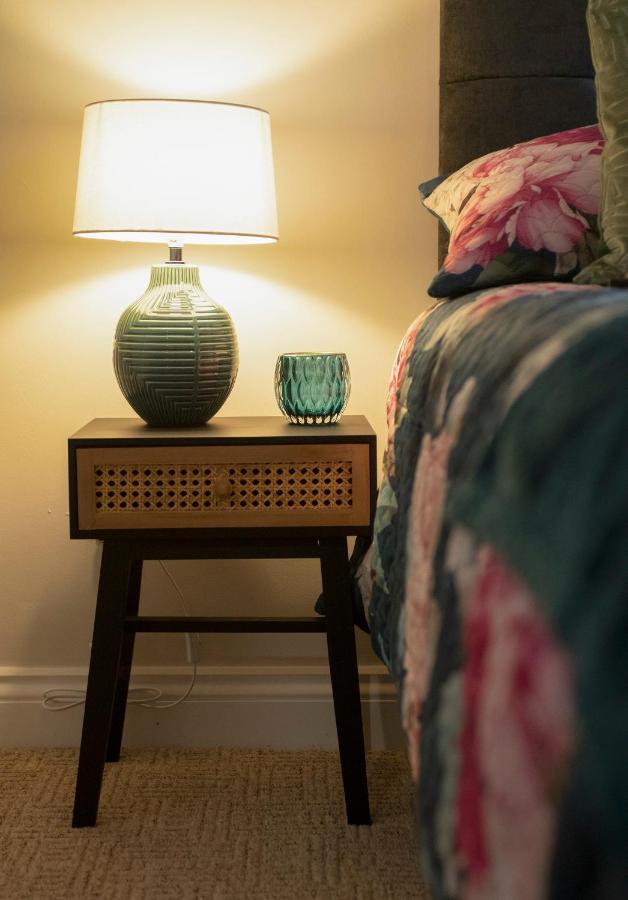 The Belfast Boutique Central Cozy Sleeps7 (Adults Only) מראה חיצוני תמונה