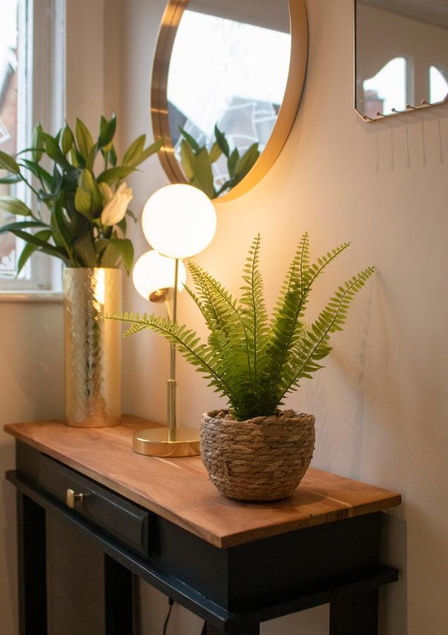 The Belfast Boutique Central Cozy Sleeps7 (Adults Only) מראה חיצוני תמונה