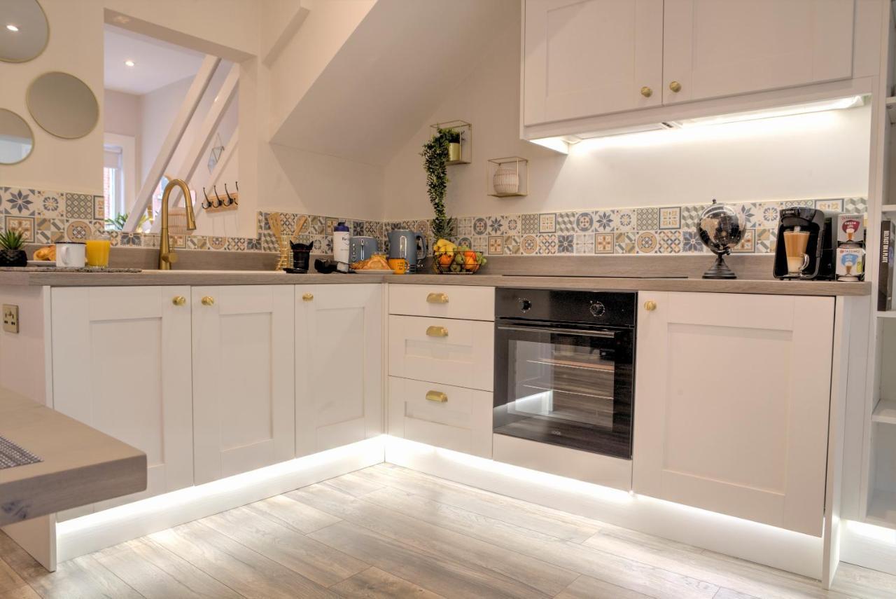 The Belfast Boutique Central Cozy Sleeps7 (Adults Only) מראה חיצוני תמונה